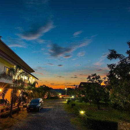 Chiang Kham Tai Lue Resort Ban Ngun Exterior photo