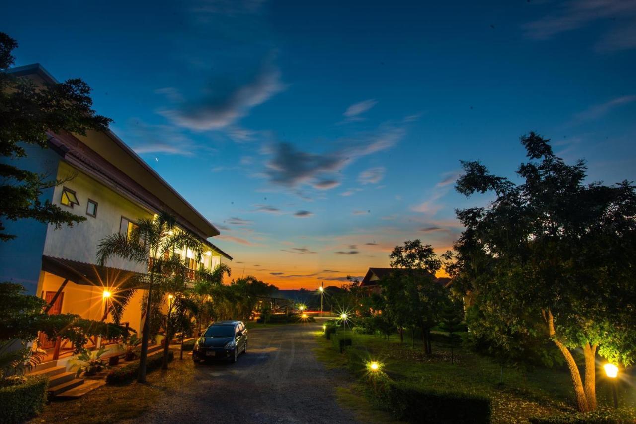 Chiang Kham Tai Lue Resort Ban Ngun Exterior photo