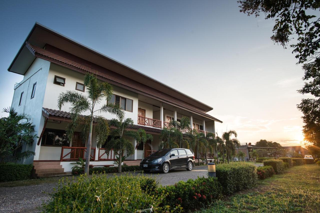 Chiang Kham Tai Lue Resort Ban Ngun Exterior photo