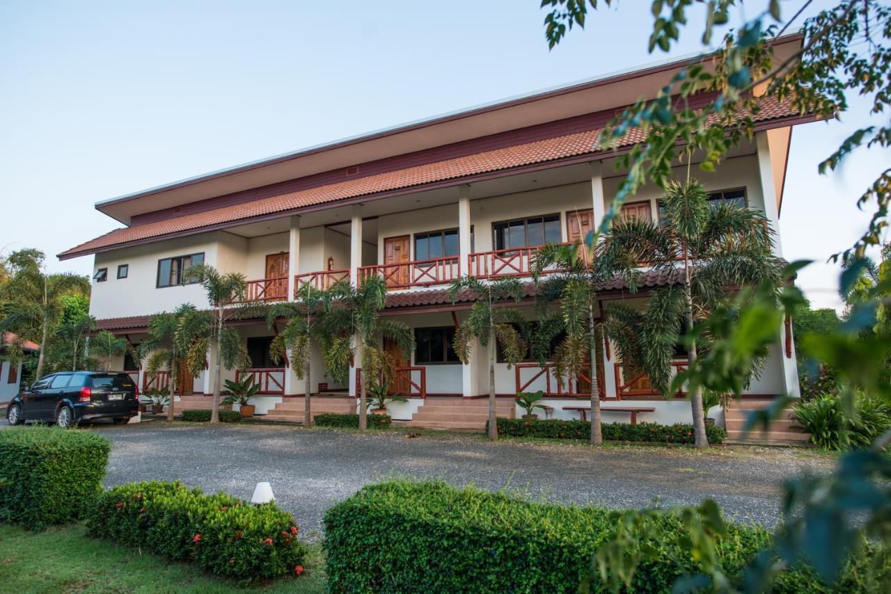 Chiang Kham Tai Lue Resort Ban Ngun Exterior photo